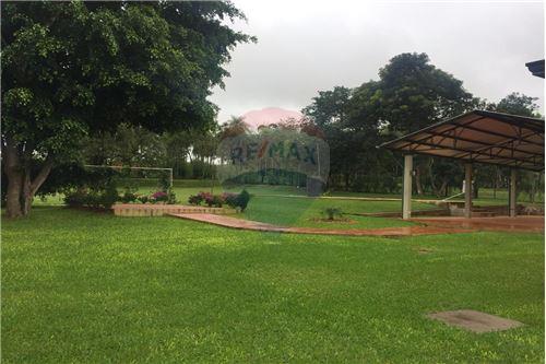 Quinta utilizada para eventos que cuenta con un salón climatizado para 150 personas — foto 2