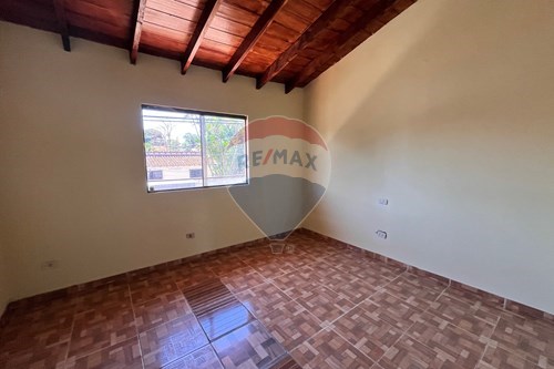 casa en alquiler en Lambaré