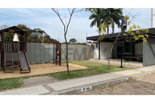 casa en alquiler en Luque