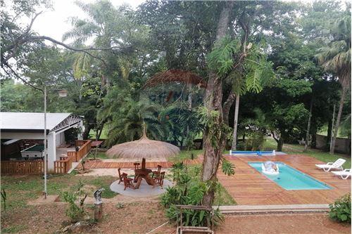 casa en venta en Itacurubí De La Cordillera