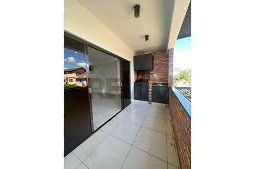 casa en alquiler en Ycuá Satí