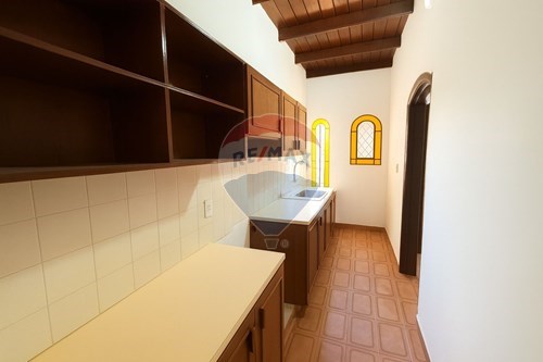 casa en alquiler en Barrio Jara