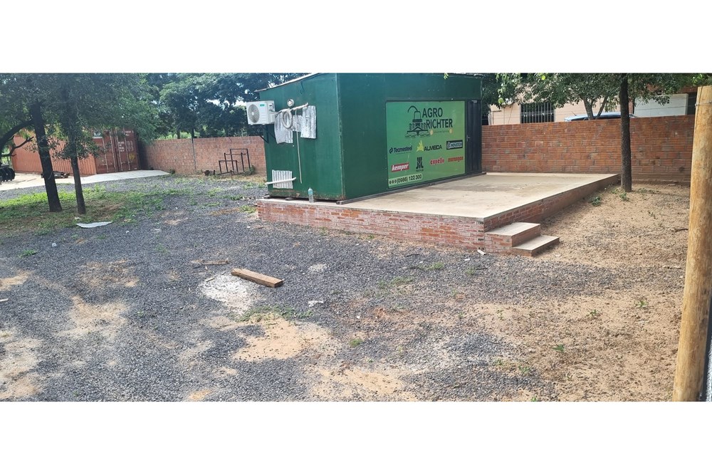 Local comercial en alquiler en Loma Plata — foto 2