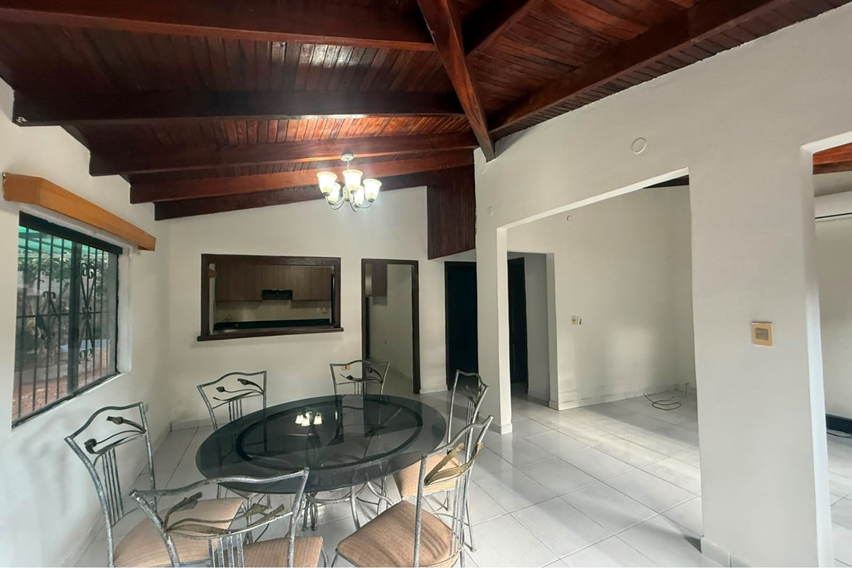 Casa en venta en San Juan, San Lorenzo — foto 2