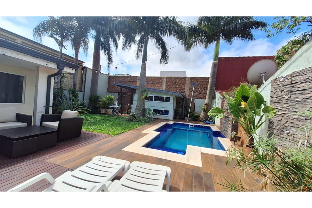 Casa en venta en Centro, Encarnación — foto 2