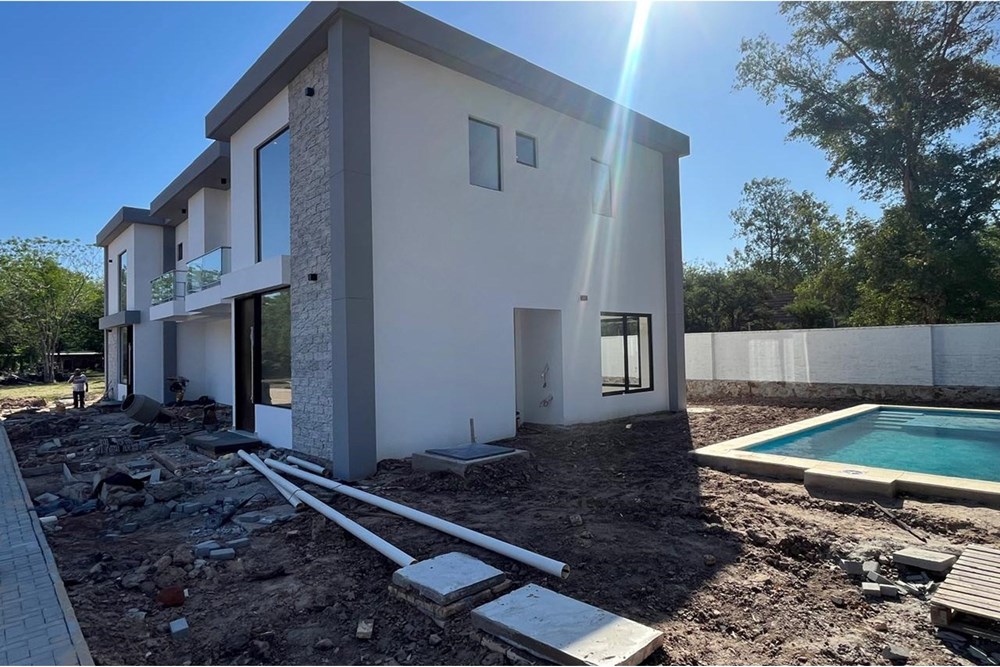 Casa en venta en Surubi`y, Mariano Roque Alonso — foto 2