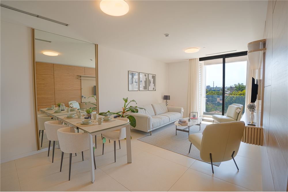 Alzara Plaza: Elegancia y confort en el corazón de Ykua Sati — foto 2