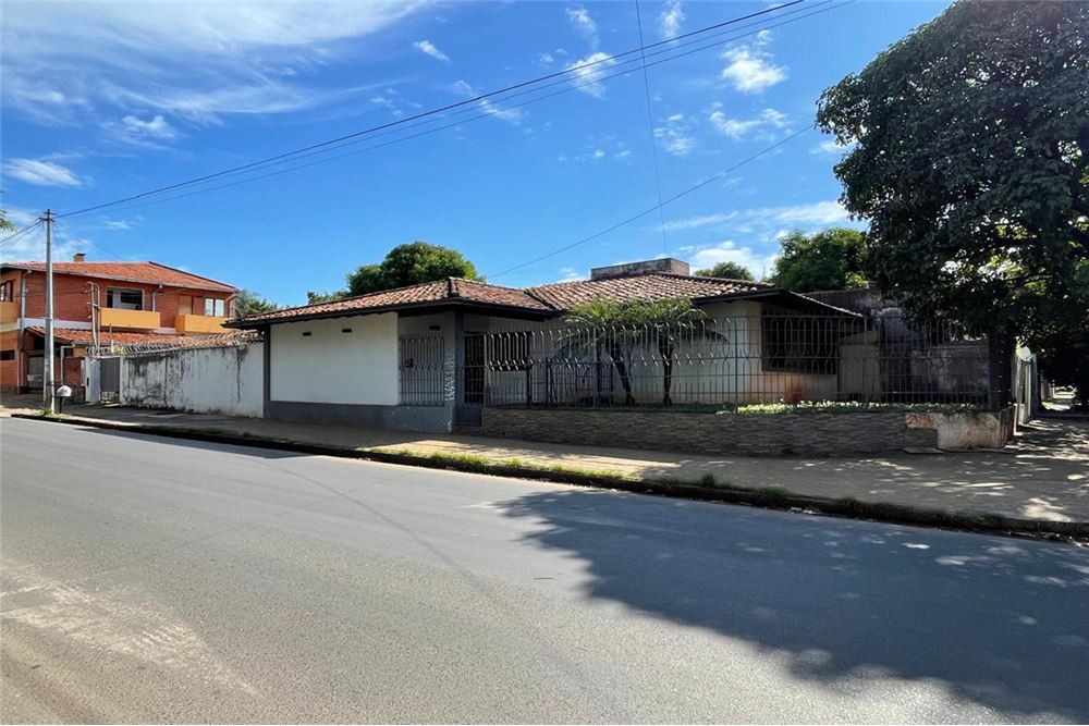 Casa en venta en Villa Aurelia, Asunción — foto 2