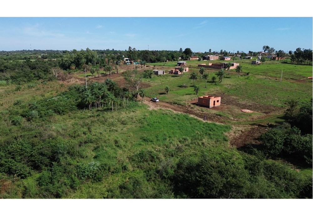 Se vende excelente lote ubicado en la Colonia Tacuary, distrito de Cambyretá, con una superficie de 12 x 33,34 metros. S — foto 3