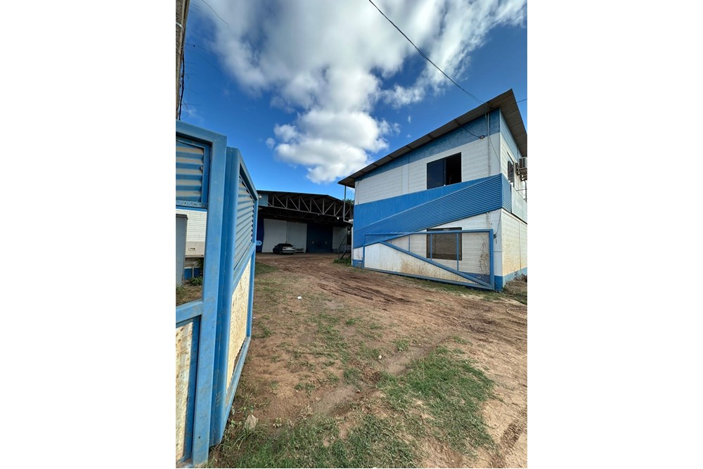 Local comercial en venta en Filadelfia — foto 2