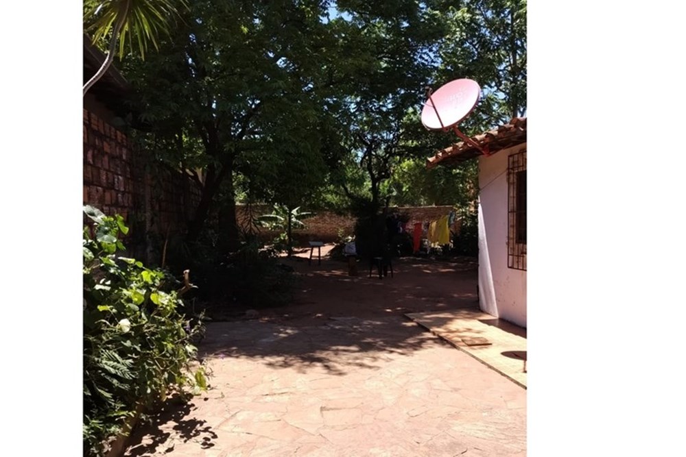 Edificio en venta en Lambaré — foto 2