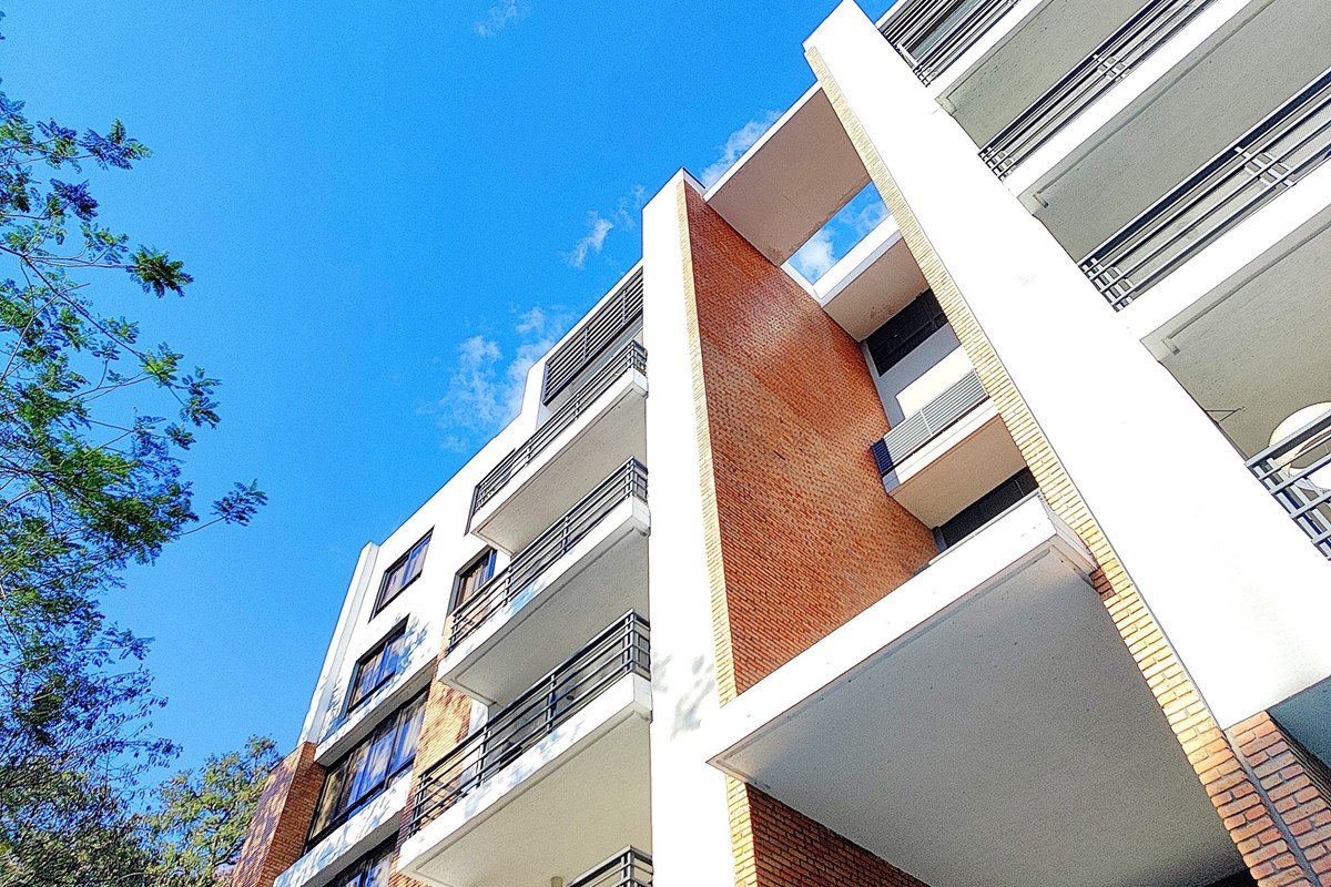 Ubicado sobre la calle Yukyty y Avda. Domingo Perón Barrio Santa Ana de la ciudad de Asunción. — foto 3