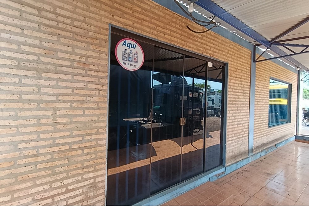 Vendo Taller Mecánico con salón y oficina - Itauguá — foto 3