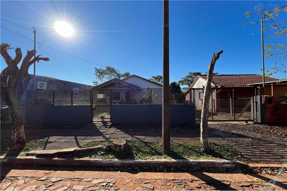 Casa en venta en Encarnación — foto 2