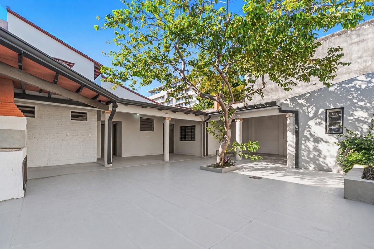 Casa en alquiler | Ideal para vivienda u oficina — foto 2