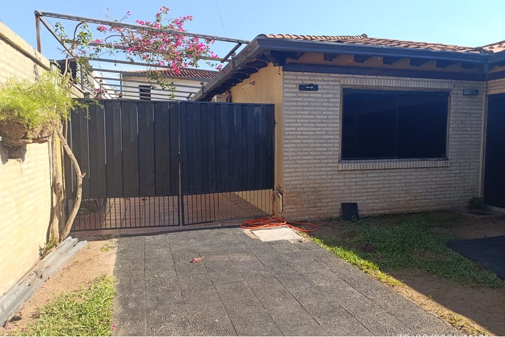 Casa en venta en Orilla del Campo Grande, Fernando de la Mora — foto 3
