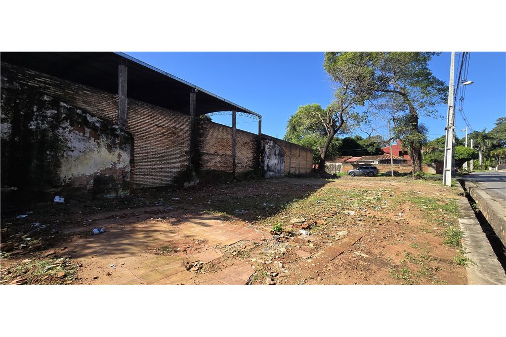 Terreno en venta en Luque — foto 2