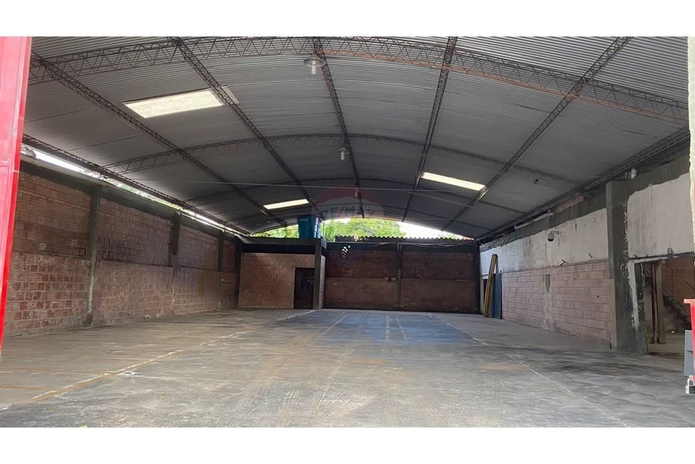 Local comercial en venta en Fernando de la Mora — foto 2