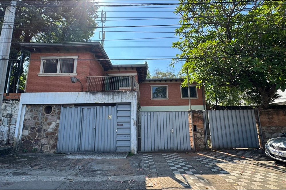 Casa en venta en Pettirossi, Asunción — foto 2