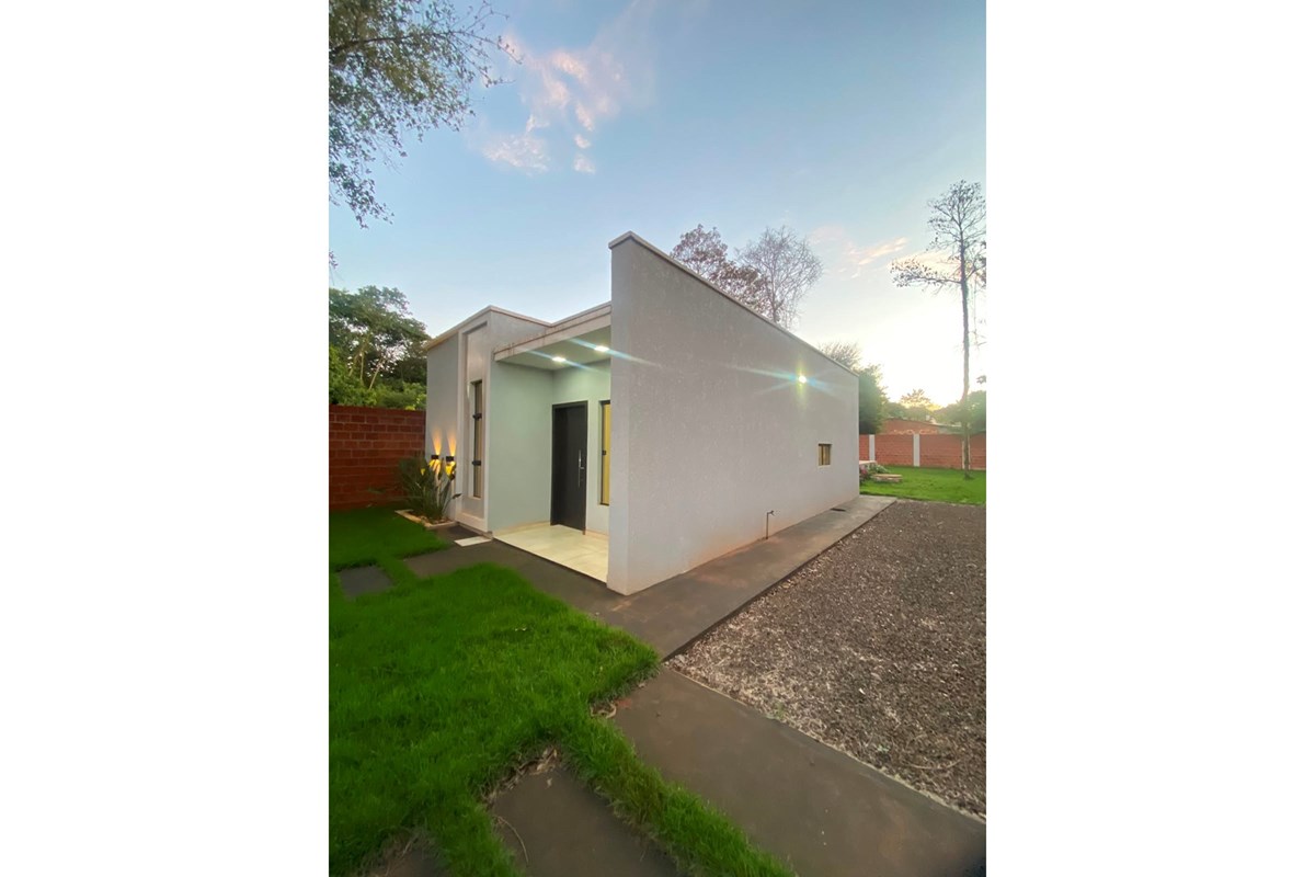 Casa a Estrenar en Venta Titulada | Km 13, Minga Guazú — foto 2