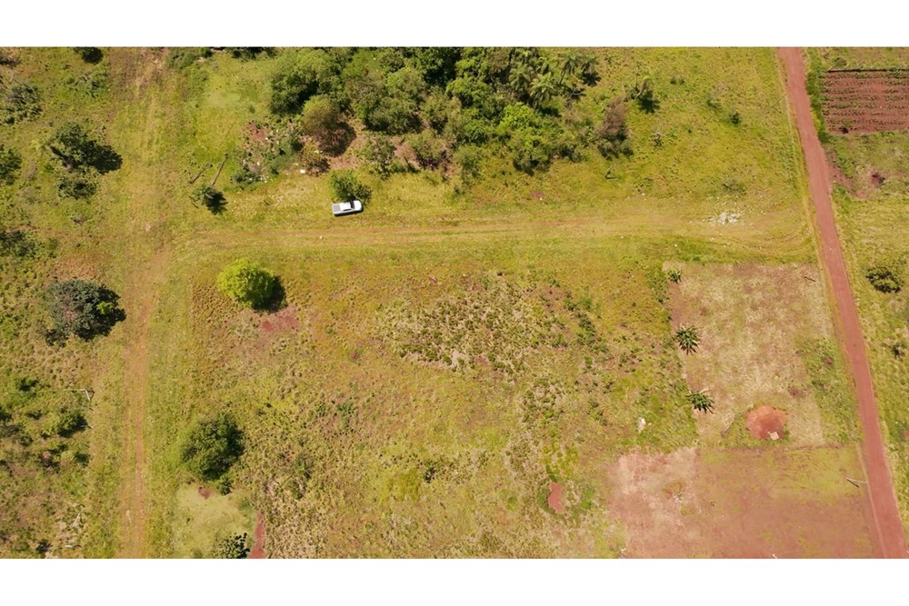 🏡✨ Oportunidad Única Tres Terrenos titulados con Vista al Río Acaray ✨🌿 — foto 3