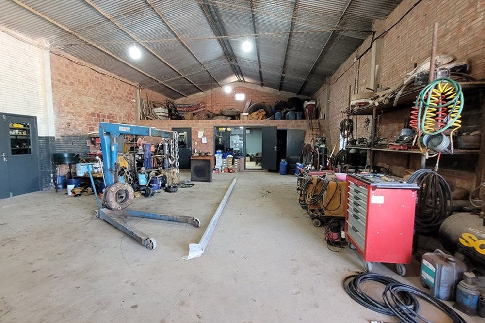 Local comercial en venta en Filadelfia — foto 3