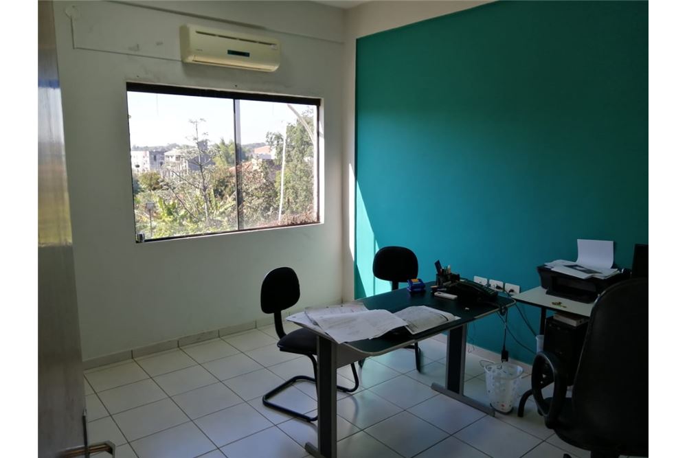 Espacio especialmete para estudios juridicos u oficinas privadas  — foto 3