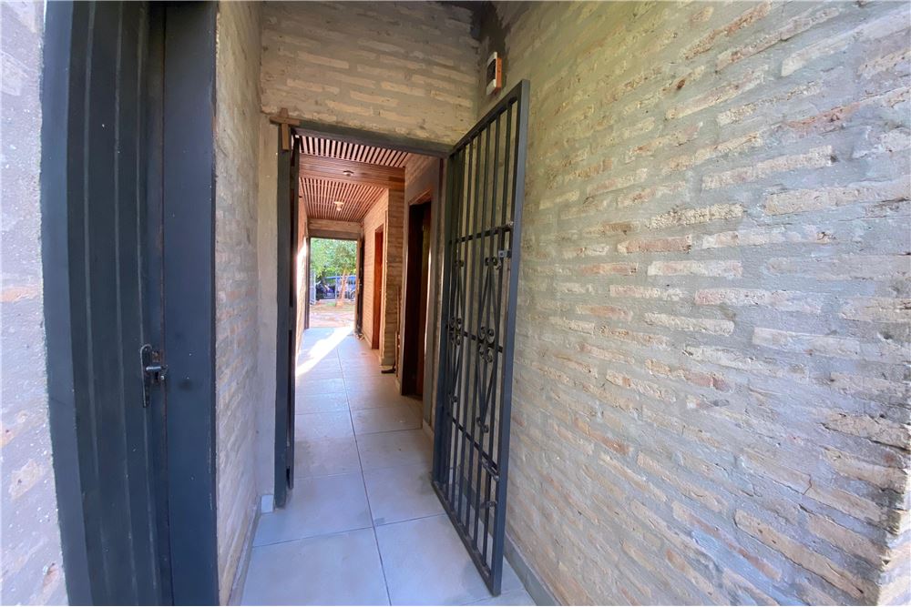 EN VENTA AMPLIA CASA A TERMINAR EN LIMPIO MONTAÑA ALTA — foto 3