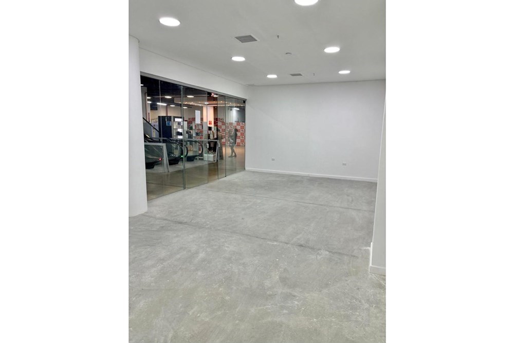 Local comercial en venta en Pettirossi, Asunción — foto 2