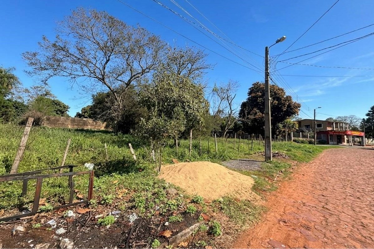 En venta amplio terreno en San Antonio, limite con Villa Elisa, sobre la calle empedrada Yvyturusu casi Avda. Los Naranj — foto 3