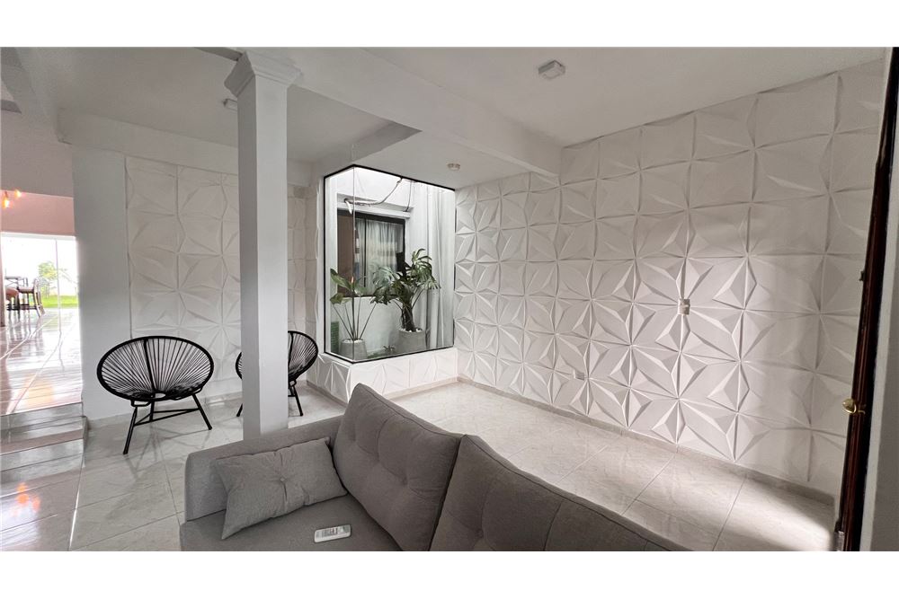 Casa en venta en Mburucuyá, Asunción — foto 3