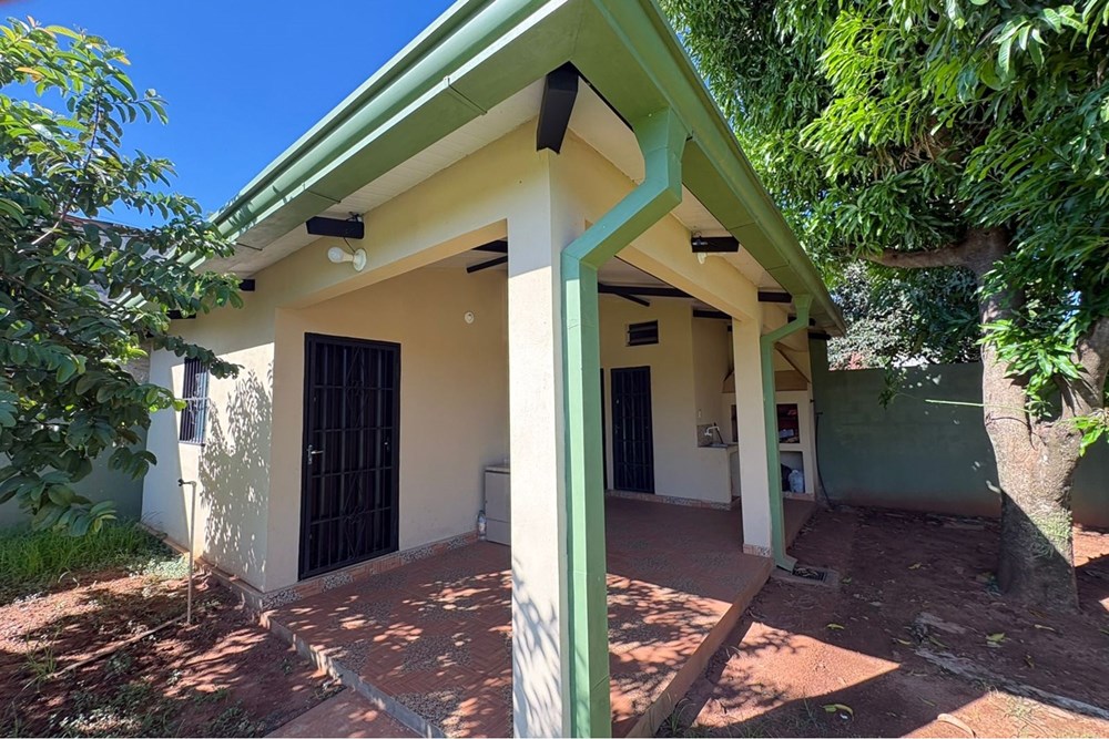 Edificio en venta en Posta Ybycua, Capiatá — foto 3
