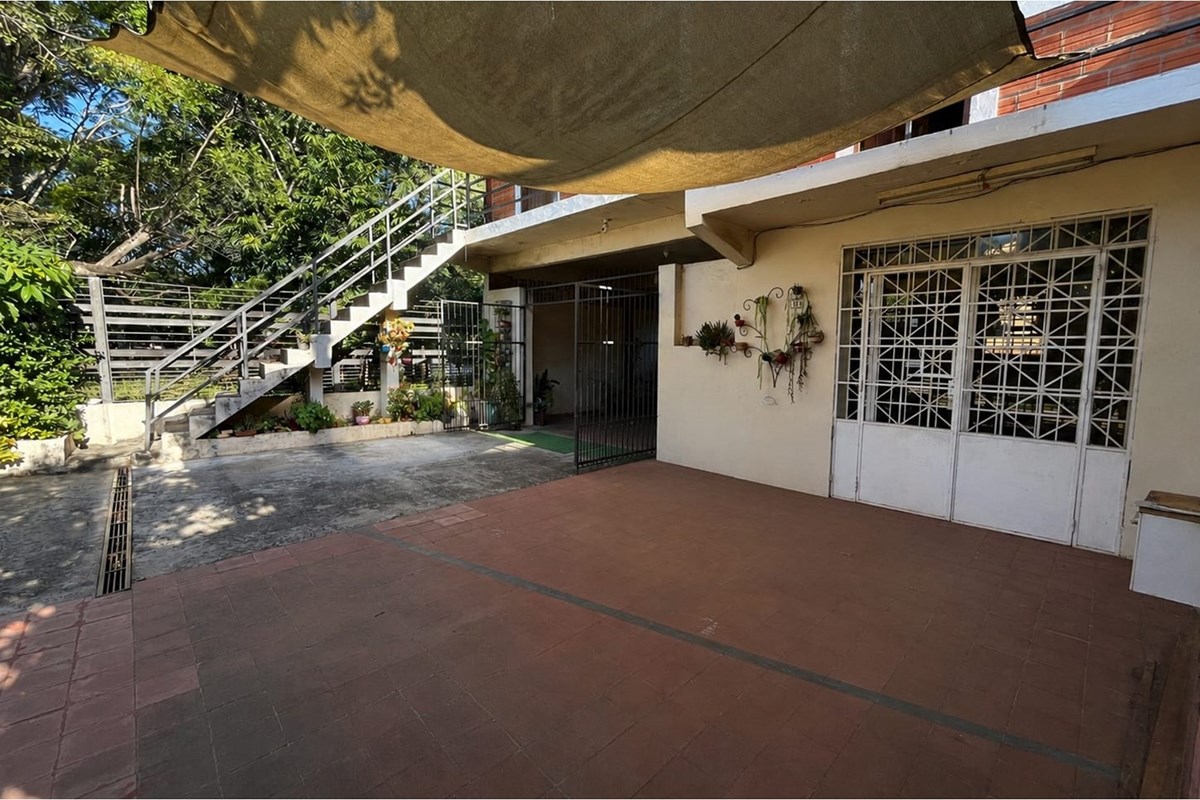🏡💼 CASA MULTIFUNCIONAL EN VENTA + 2 DEPARTAMENTOS INDEPENDIENTES EN SAN ANTONIO — foto 3