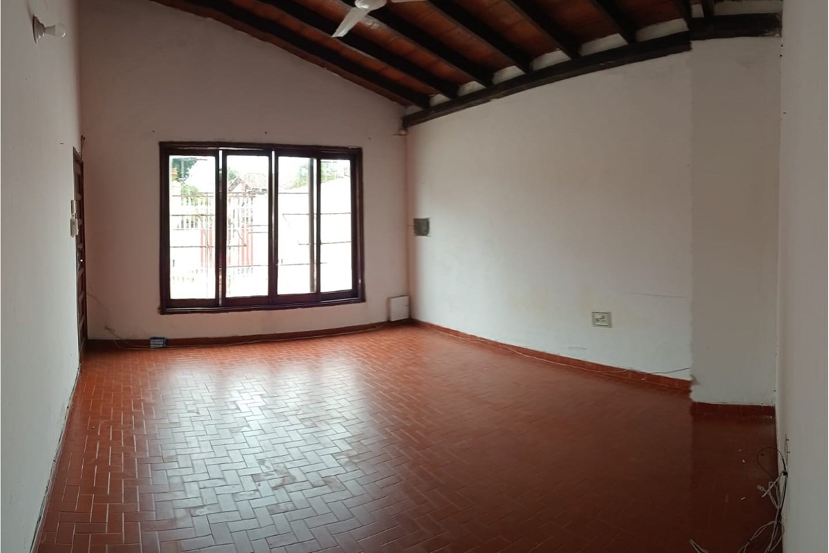 ¡Descubre tu nuevo hogar en el vibrante barrio de Obrero, Asunción! Esta encantadora casa en alquiler, recién llegada al — foto 2