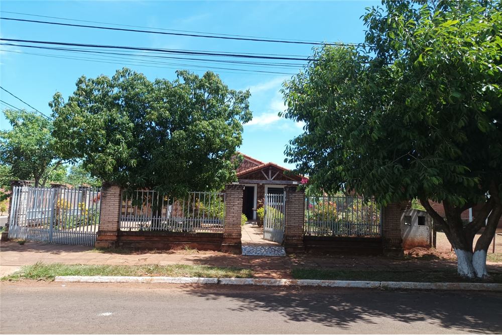 Casa en venta en CONJUNTO HABITACIONAL, Carmen Del Paraná — foto 3