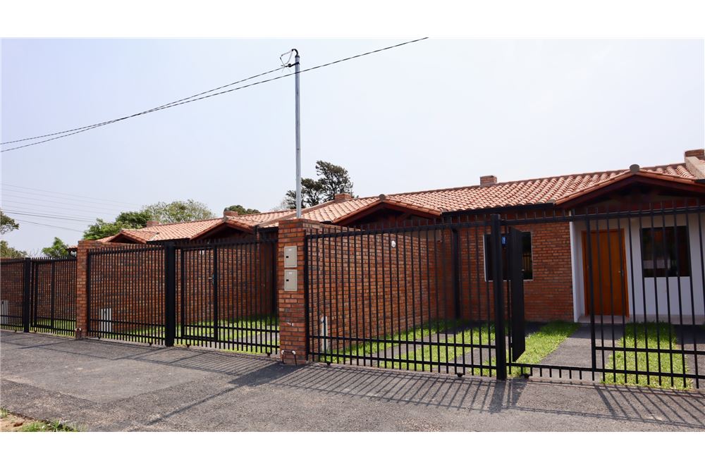 Edificio en venta en Limpio — foto 3