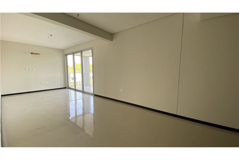 Vendo hermoso departamento a estrenar en el edificio The Forest, ubicado en una zona de inmejorable accesibilidad a trav — foto 3