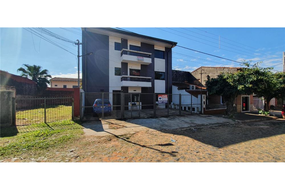 Propiedad en venta en Los Laureles, Asunción — foto 2