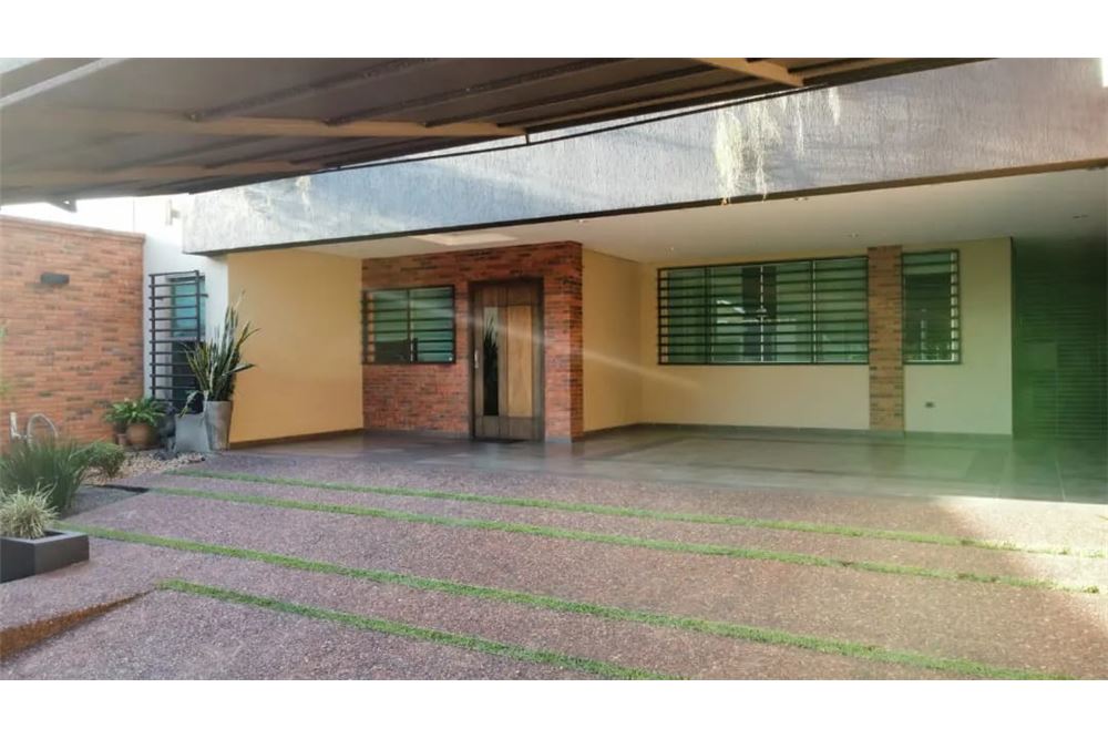 Casa en venta en San Vicente, Asunción — foto 2