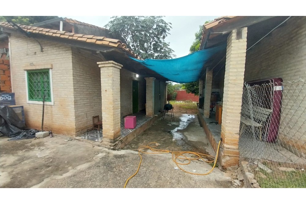 Edificio en venta en Centro, Villa Elisa — foto 3