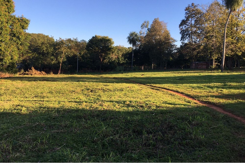 VENDO AMPLIO TERRENO EN ITAUGUA - MBOKAJATY — foto 3
