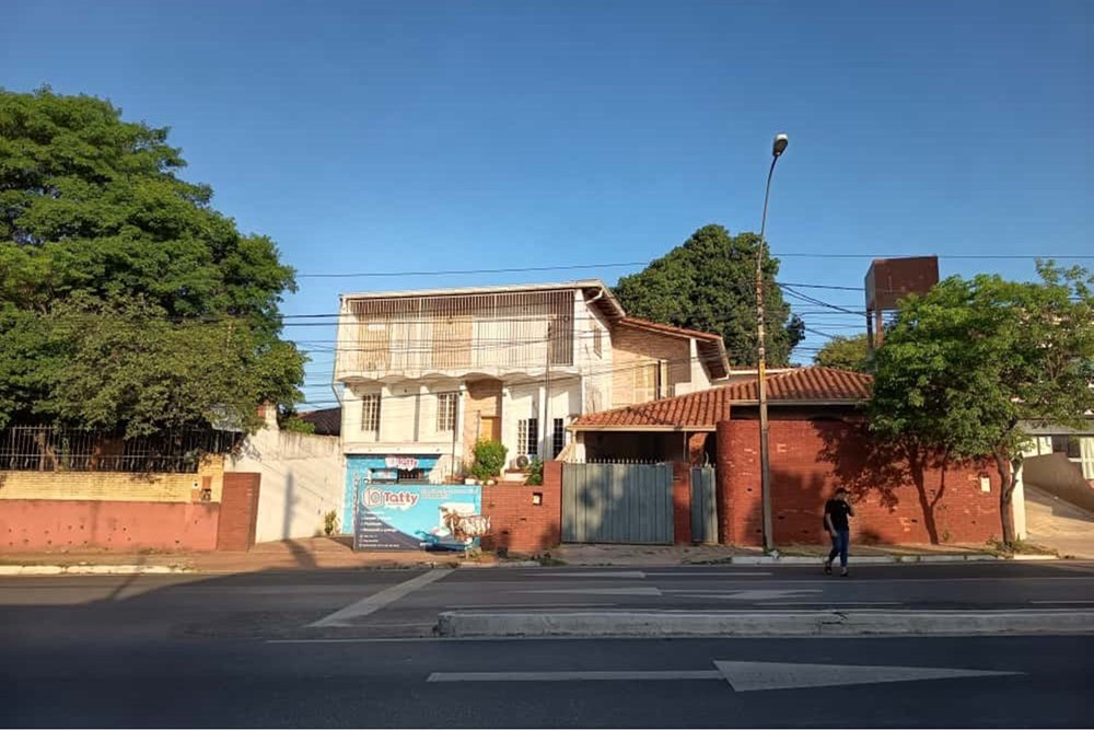 Casa en venta en San Vicente, Asunción — foto 2