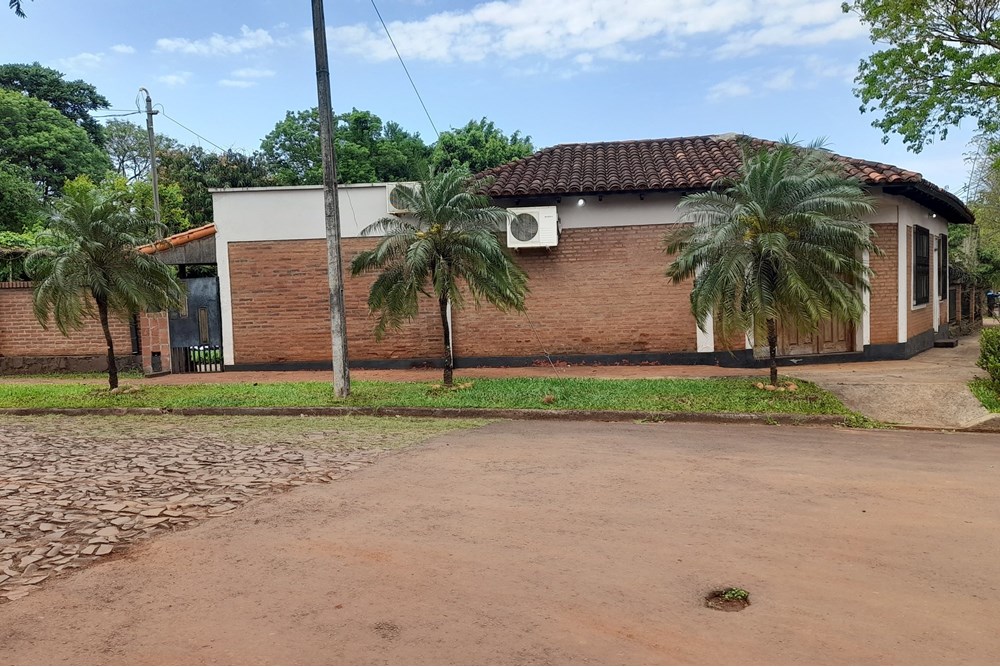 Local comercial en venta en Duplex, Cambyretá — foto 3