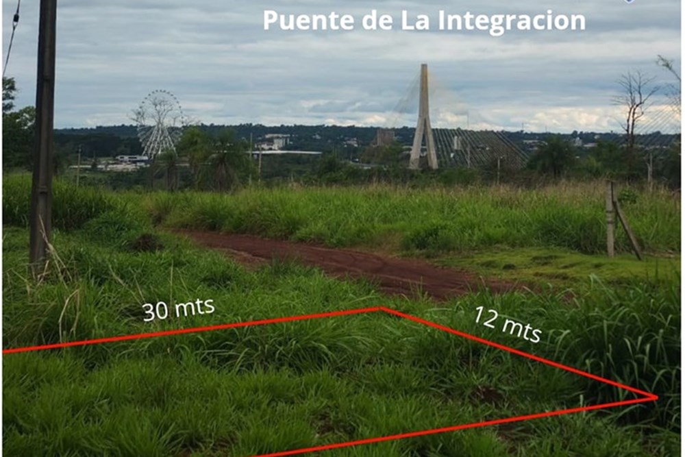 ¡Gran oportunidad de inversión en Presidente Franco! Presentamos esta destacada Propiedad Comercial o residencial dispon — foto 2