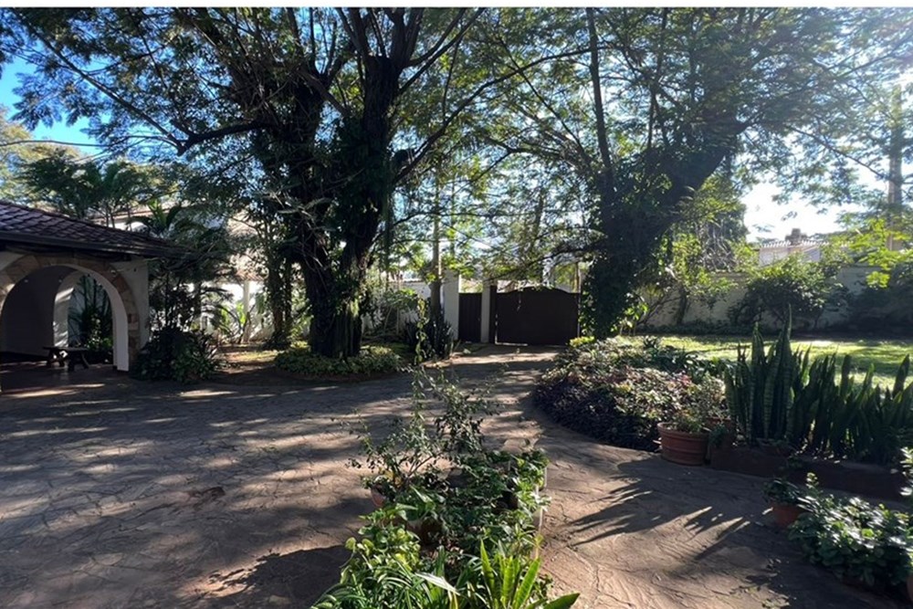 Casa en venta en San Vicente, Asunción — foto 2