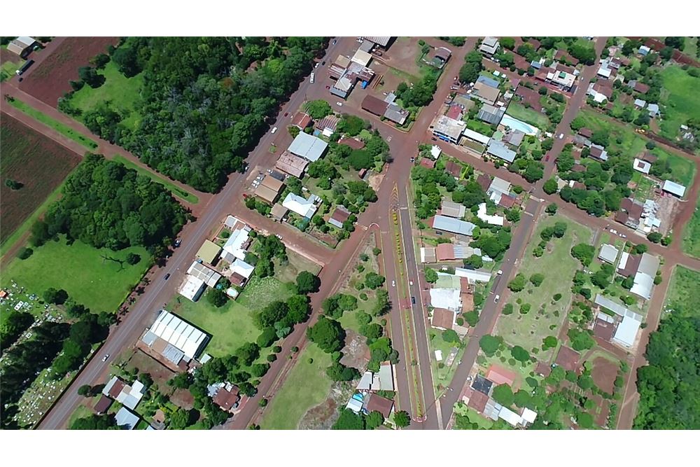 Terreno en venta en HOHENAU, superficie de 494m2 sobre Ruta 6ta .. zona centrica .. Rodeado de Hoteles , edificios , dpt — foto 3