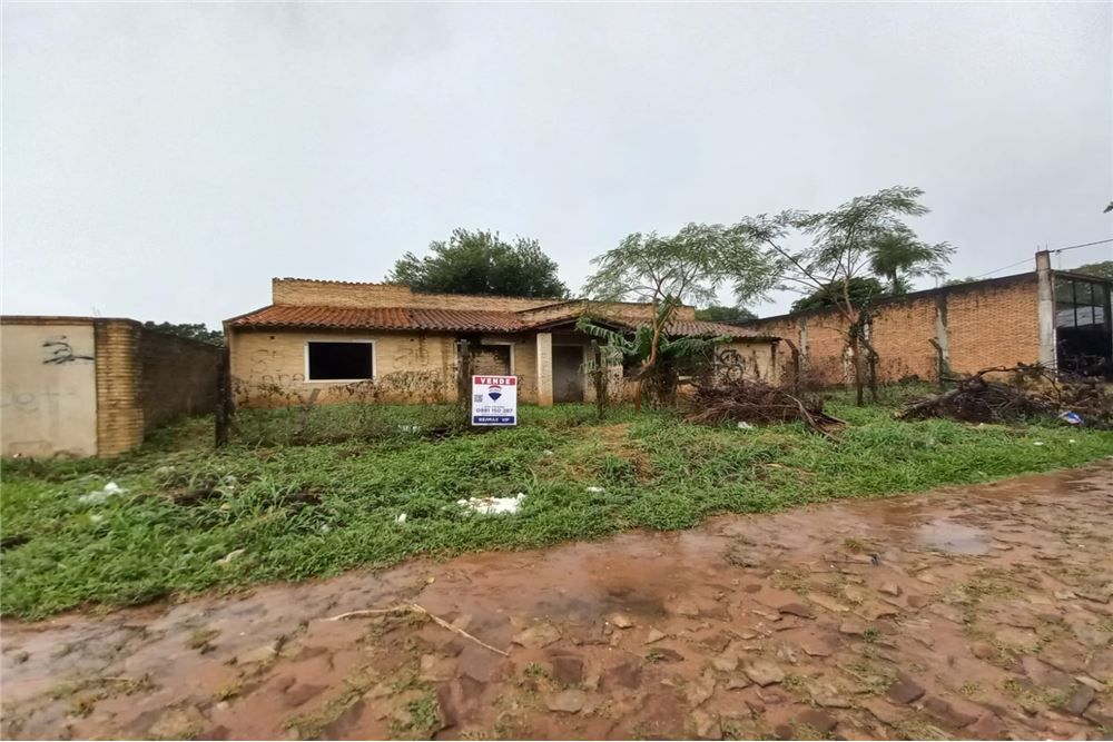 VENDO AMPLIO TERRENO DE 844M2 A CUADRAS DEL PALACIO DE JUSTICIA DE SAN LORENZO. — foto 2