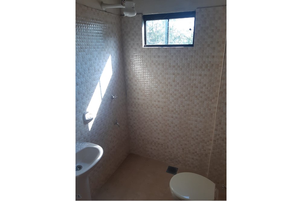 El departamento esta ubicado en luque moracue barrio villa policial — foto 3