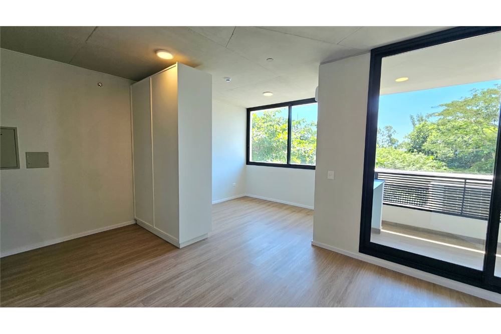 Departamento en venta en Los Laureles, Asunción — foto 2