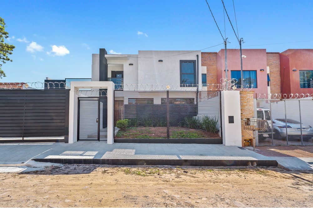Casa en venta en Ita Enramada, Asunción — foto 3